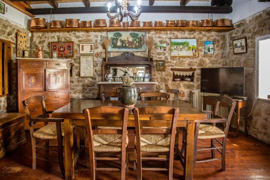 Willa Pontinos Old House Míloi Zewnętrze zdjęcie